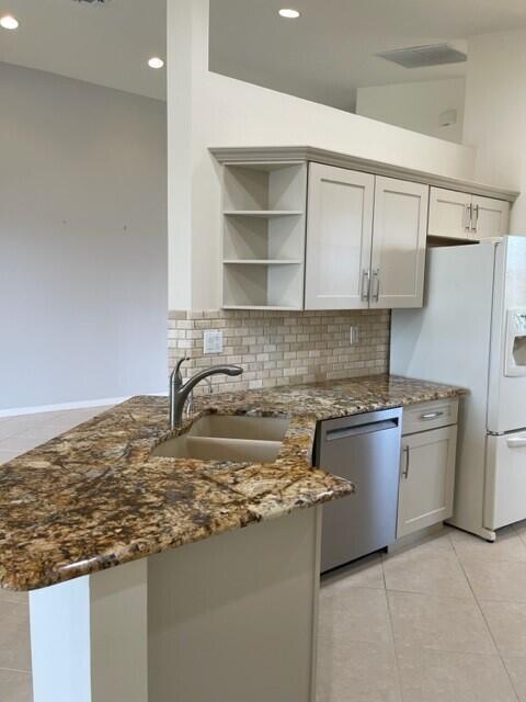 Foto del edificio - 309 Shoreline Cir