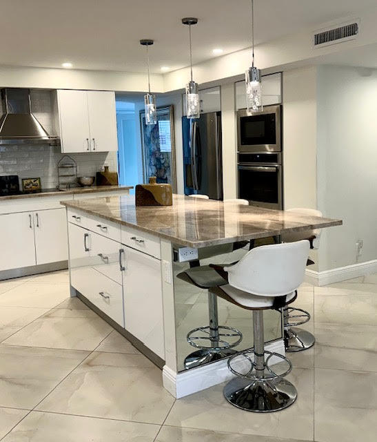 Foto del edificio - 15806 Loch Maree Ln