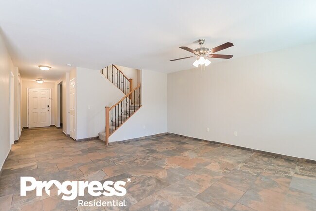 Building Photo - 4046 E Shadow Branch Dr