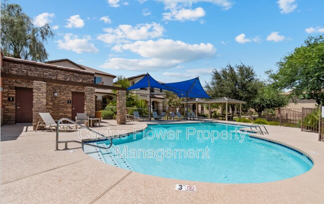 Foto del edificio - 9249 W Meadow Dr