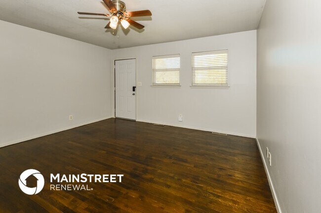 Building Photo - 15119 East 35th St S