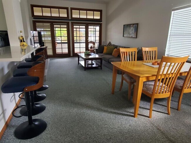 Foto del edificio - 2924 Cottage Grove Ct