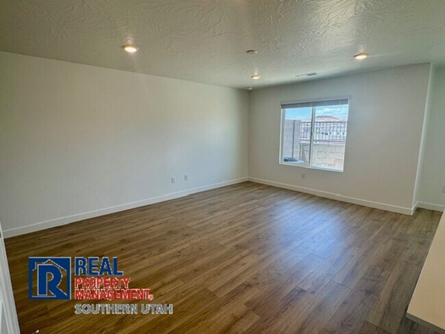 Foto del edificio - Long Valley Townhome with all the Amenities