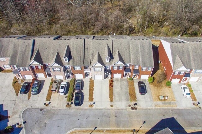 Foto del edificio - 2230 Hawks Bluff Trail NW
