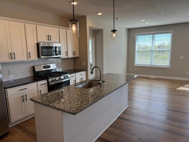 Foto del edificio - 10503 Robinwood Rd