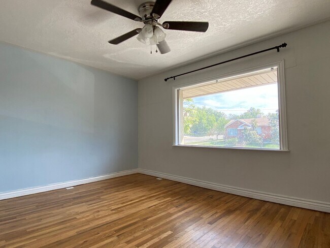 Foto del edificio - 2885 Van Buren Ave