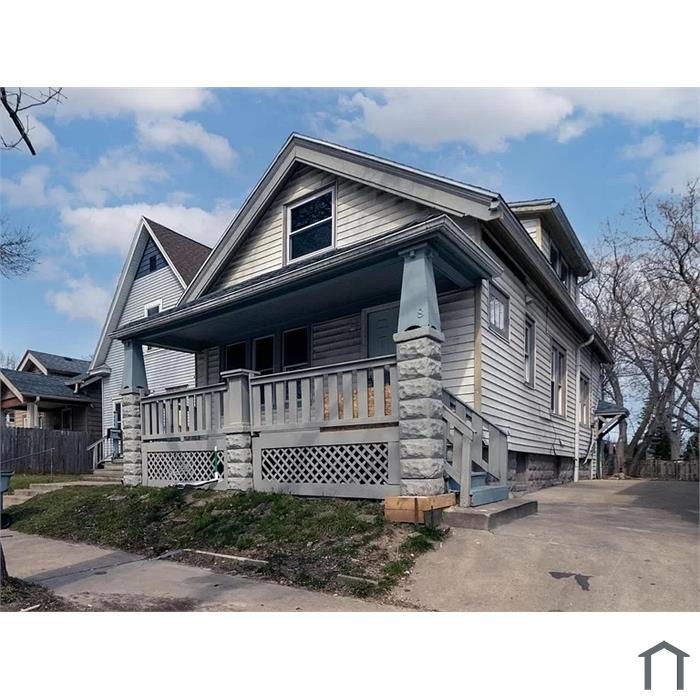 Foto principal - 208 E Townsend St