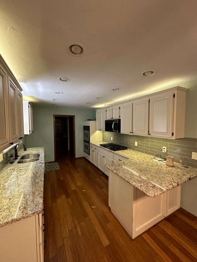 Foto del edificio - 17600 Durbin Park Rd