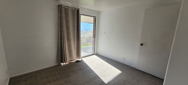 Building Photo - SINGLE FAMILY HOUSING -  2 bed/1 bath in Orem