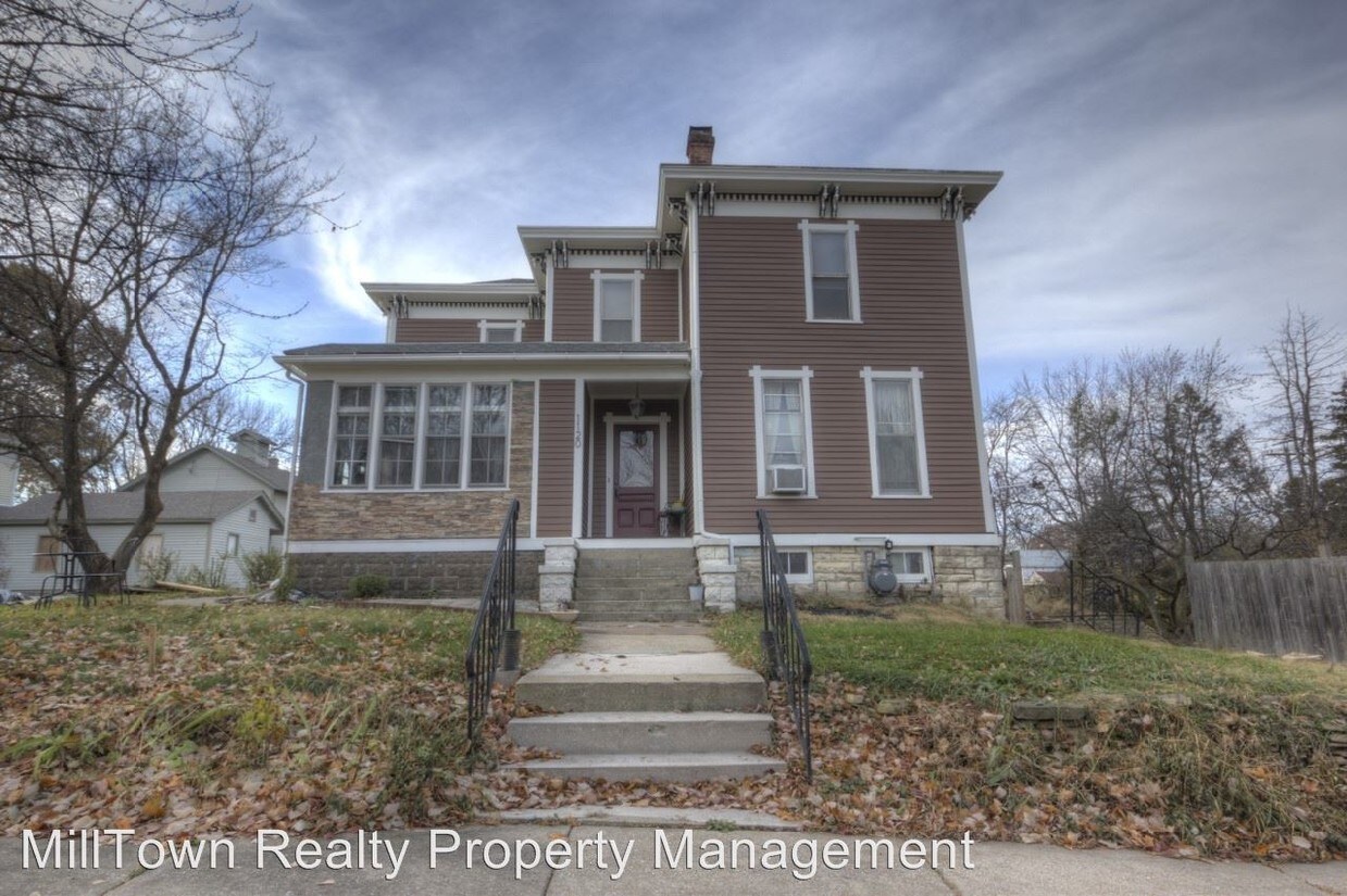 Primary Photo - 1120 Mississippi Ave