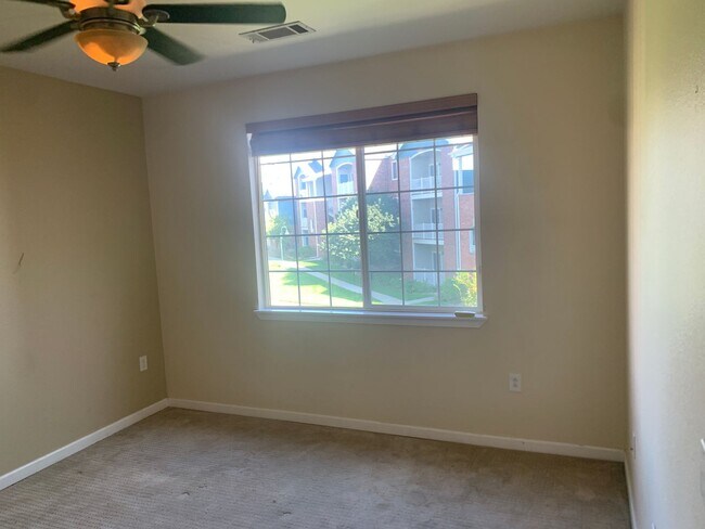 Foto del edificio - Desirable 2 BD/ 2 BA Condo in Aurora Balte...