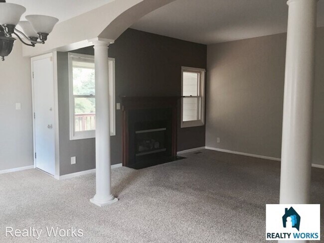 Building Photo - 2 br, 2.5 bath House - 6820 Old Post Pl