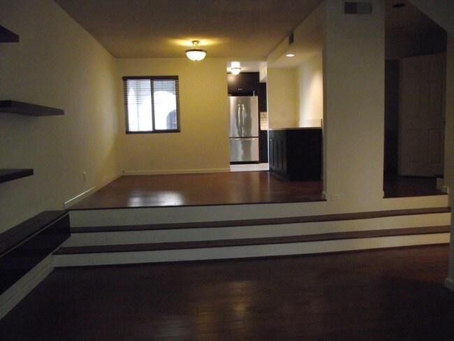 Building Photo - 15813 Jupiter Pl