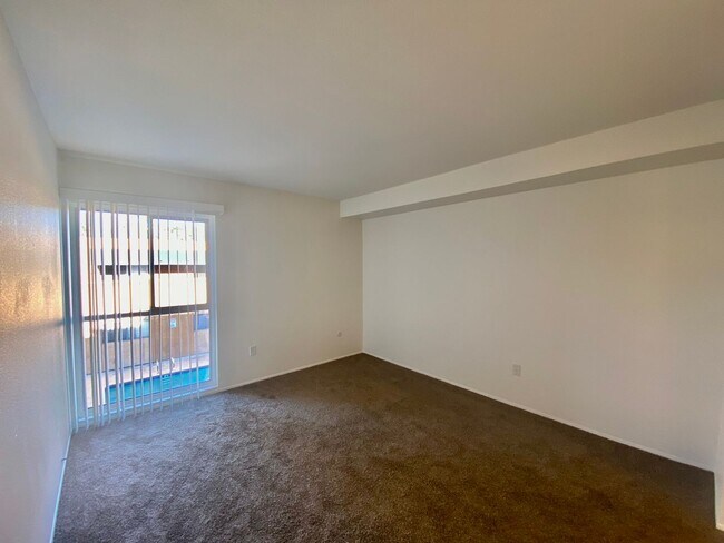 Foto del edificio - 2 Bedroom Condo Near SDSU with Parking and...