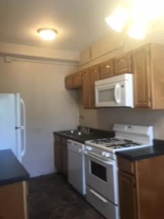 Building Photo - 3541 N Meridian St
