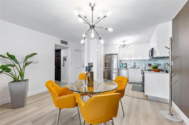 Foto del edificio - 2201 S Ocean Dr