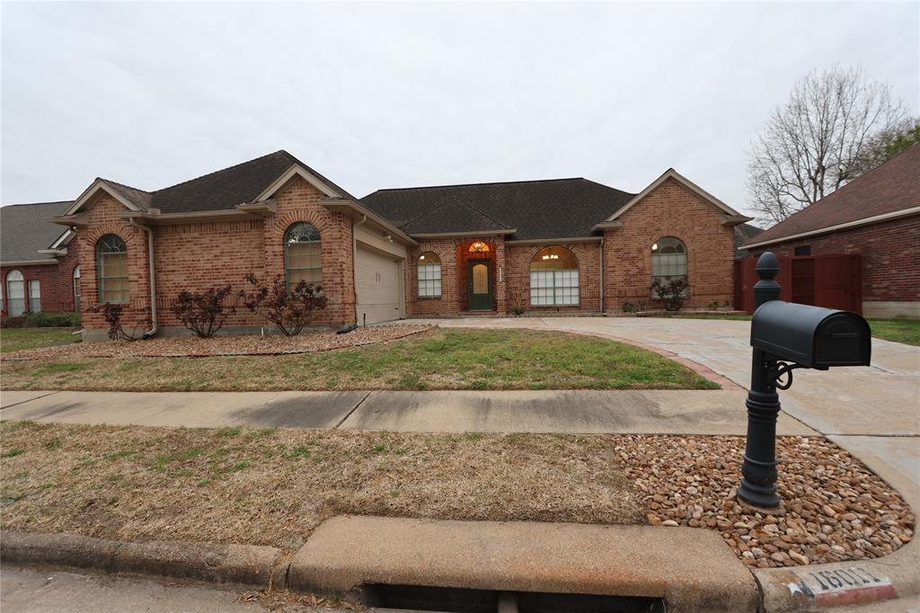 Primary Photo - 16011 Mountain Shadows Dr