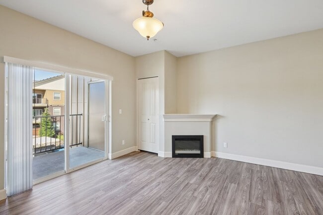 Interior Photo - Aspen Grove Apartments