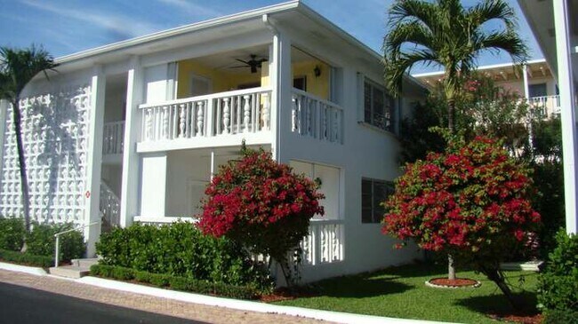 Foto del edificio - 4201 S Ocean Blvd