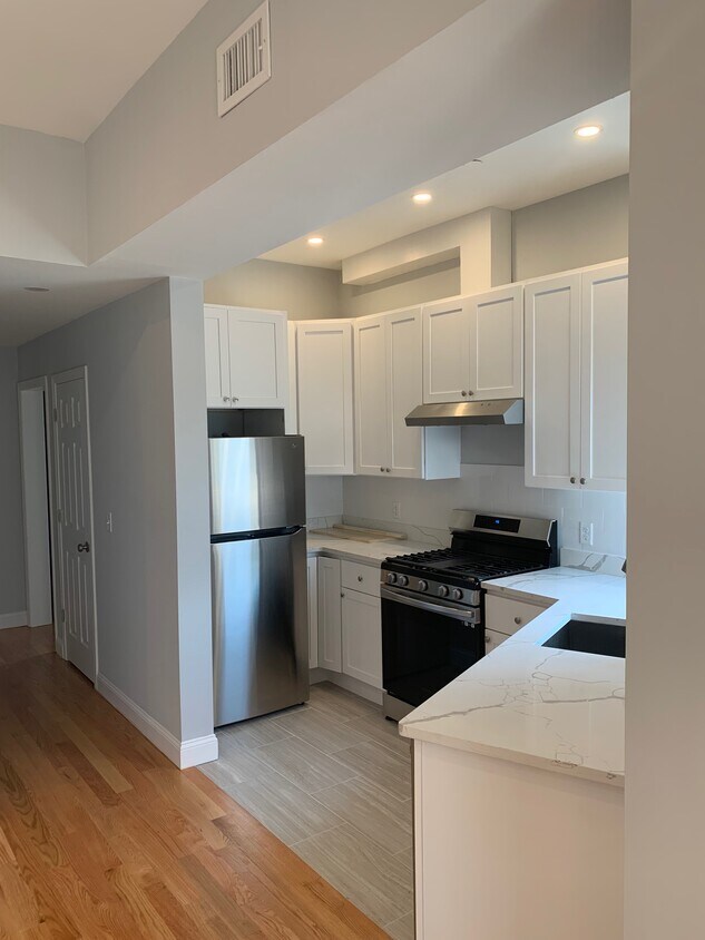 Foto principal - 560 Warren St
