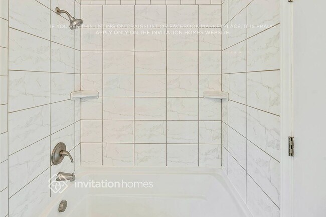 Foto del edificio - 2312 Markham Ct