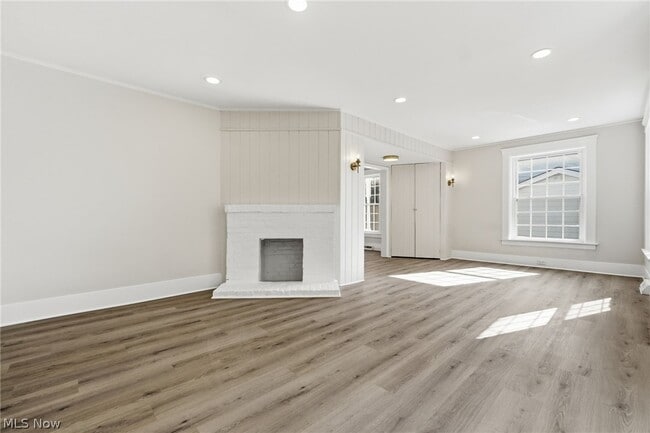 Building Photo - 22955 Fairmount Blvd