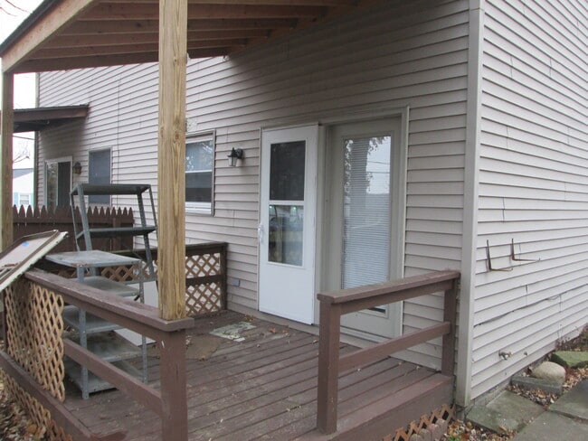 Foto del edificio - 103 Hazel St