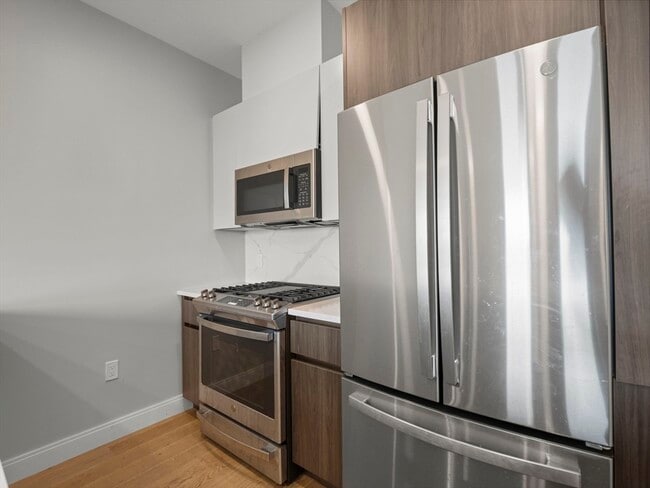 Foto del edificio - 9 Central St