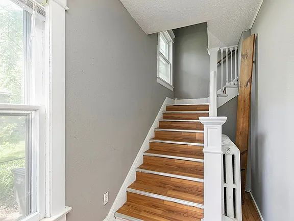 Building Photo - 2805 Cottage Grove Ave