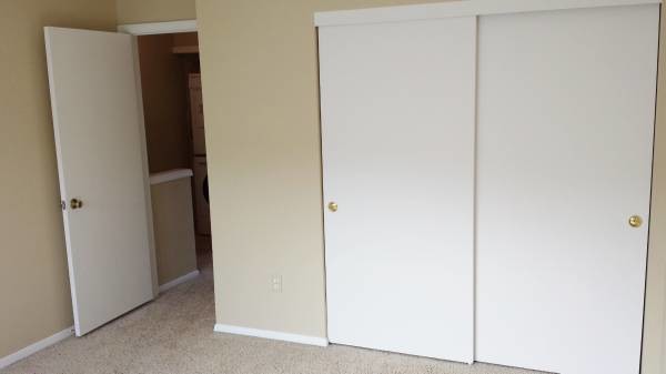 Foto del edificio - 2526 Siskiyou Blvd