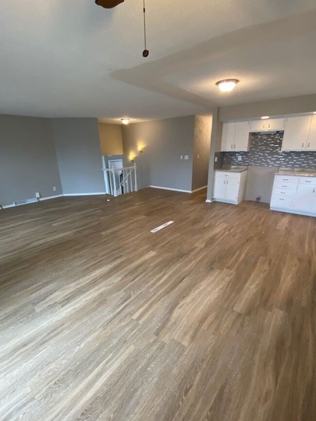 Building Photo - 311 Weathering Dr