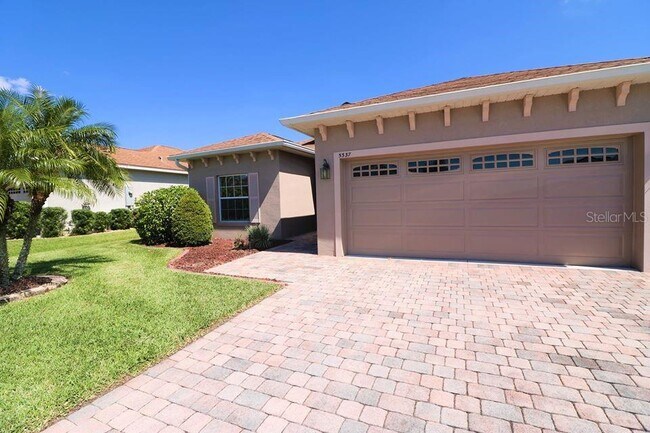 Foto del edificio - 5337 Nicklaus Dr