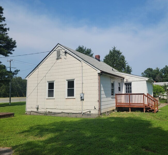 Building Photo - Charming 2 Bedroom in Hanover