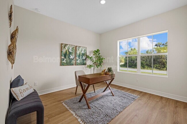 Foto del edificio - 1415 Nackman Rd