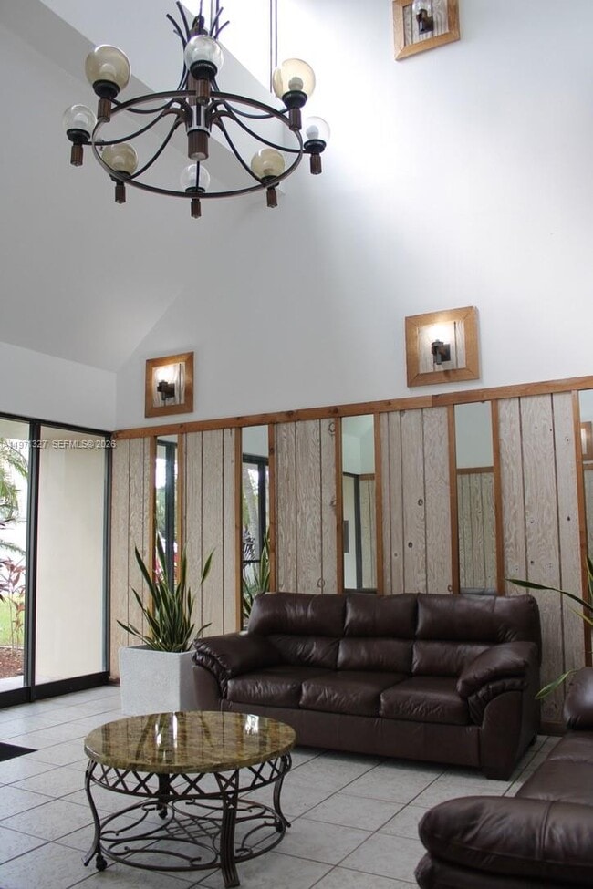 Foto del edificio - 210 Lakeview Dr