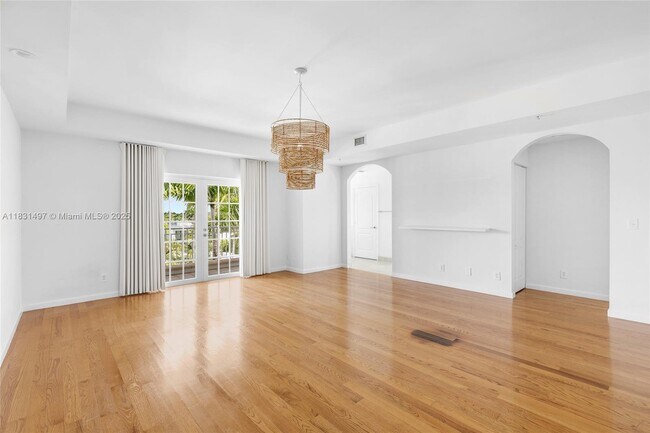 Foto del edificio - 1415 Sunset Harbour Dr