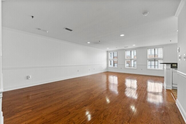 Foto del edificio - 812 Grand St