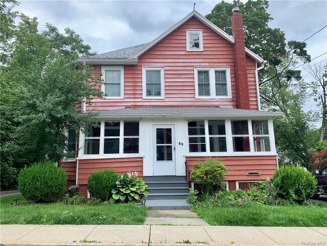 Building Photo - 49 Clinton St