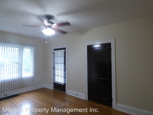 Foto del edificio - 415 Ridgeway Rd
