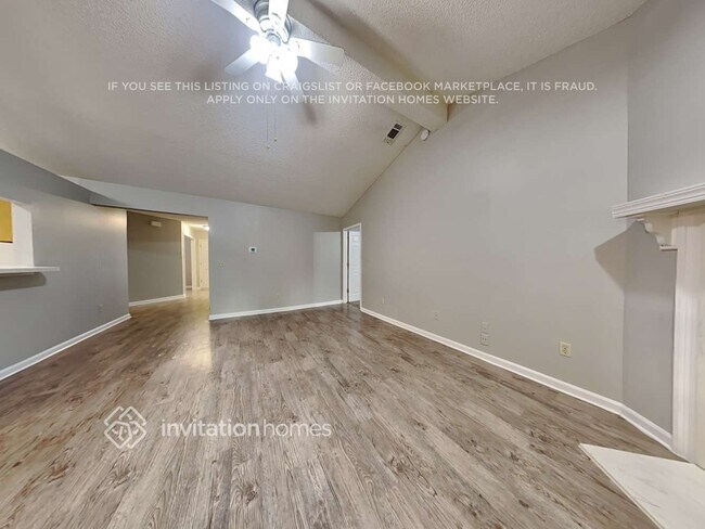 Foto del edificio - 479 Baybrook Dr