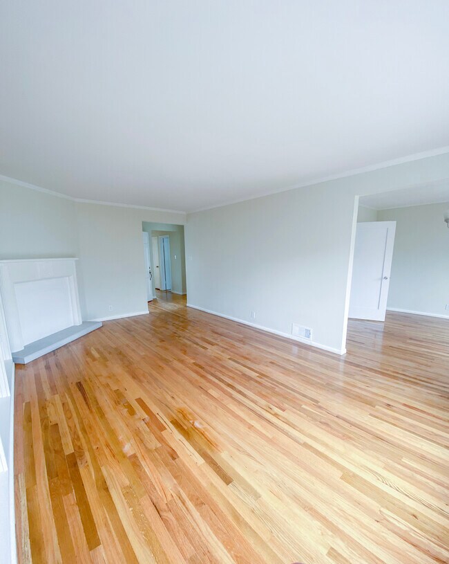 Building Photo - 21 Sutro Heights Ave