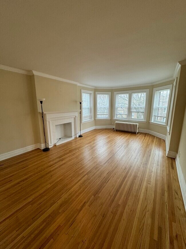 Foto del edificio - 2221 W Arthur Ave
