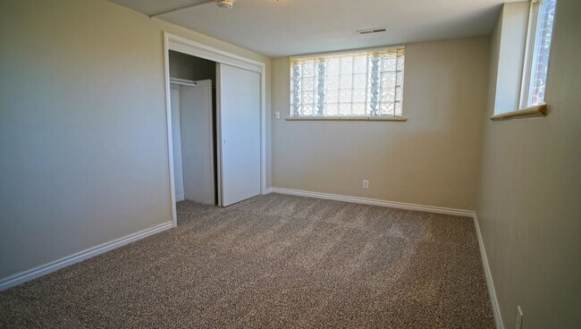 Photo - Dayton Duplex Apartment