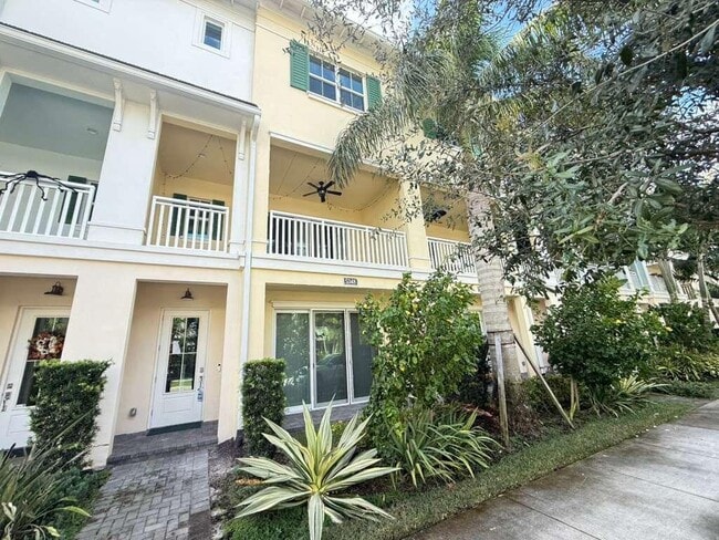 Building Photo - 5348 Sagan Ln