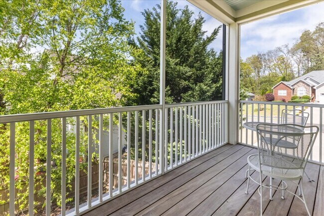 Building Photo - *1/2 OFF 1ST FULL MONTHS RENT* Stunning Ho...