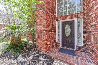 Building Photo - 1622 Maryvale Dr