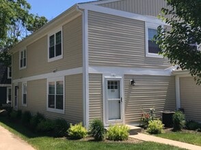 Building Photo - 362 Farmington Ln