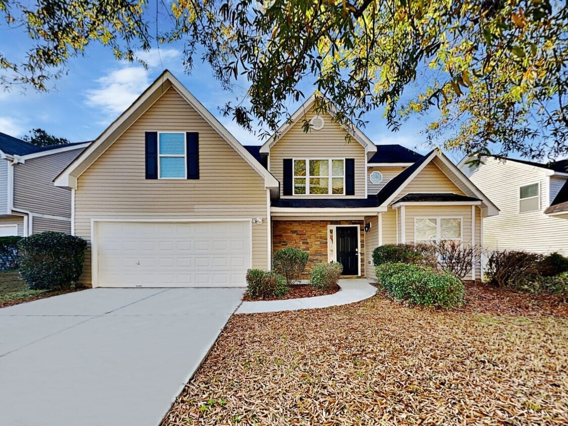 2949 Meadow Point Dr House Rental in Snellville, GA