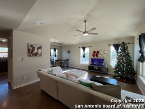 Building Photo - 2708 Golf Dr