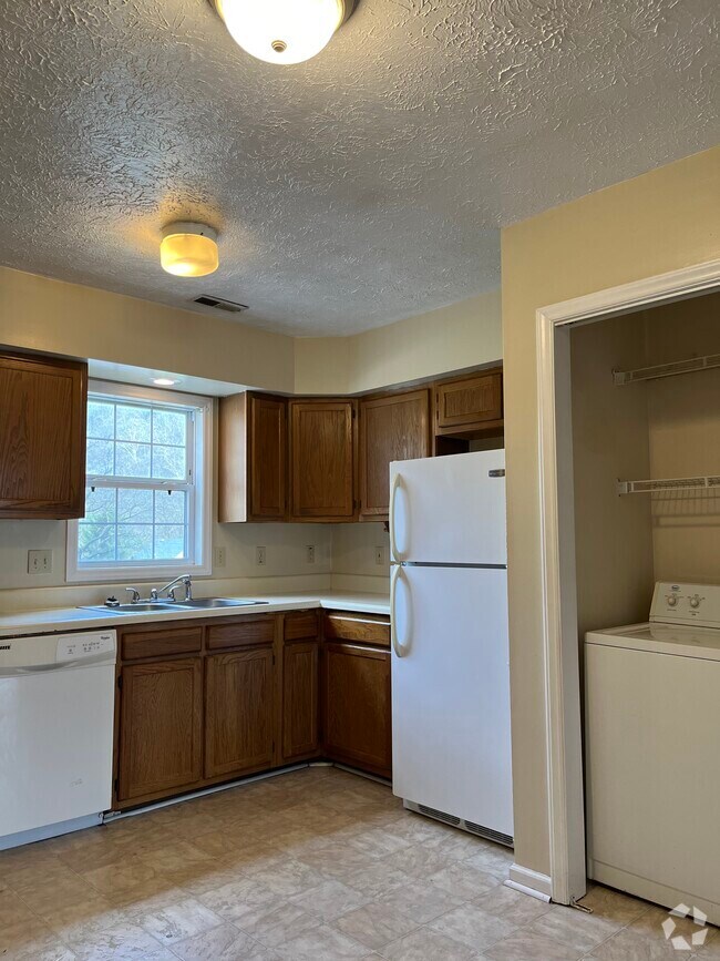 Student Apartments For Rent in Triadelphia WV 1 Rentals